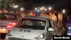 La policía reprimió la protesta en Bayamo, Granma, el 17 de marzo de 2024.