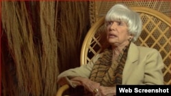 Aleida Leal, durante una entrevista en la Universidad de Miami. (University of Miami Digital Collection).