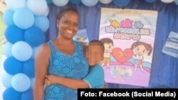 Yislainet Lara Apezteguia y su hijo