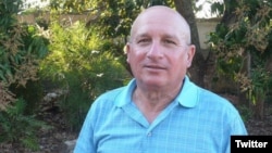 El preso político cubano Félix Navarro. (Twitter/@BabaluBloggers)