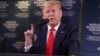 El presidente Donald Trump se dirige a la prensa en el Foro de Davos. 