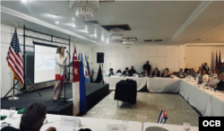 La periodista Gelet Martínez Fragela dijo que "la libertad se defiende como principio, no como fin".